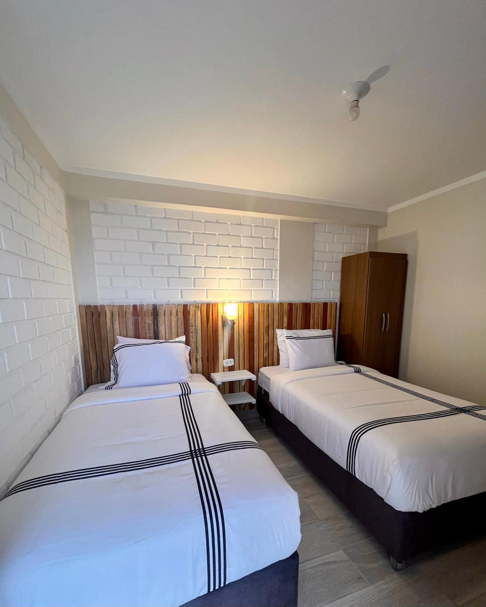 Hotel Aloha Chala Extérieur photo