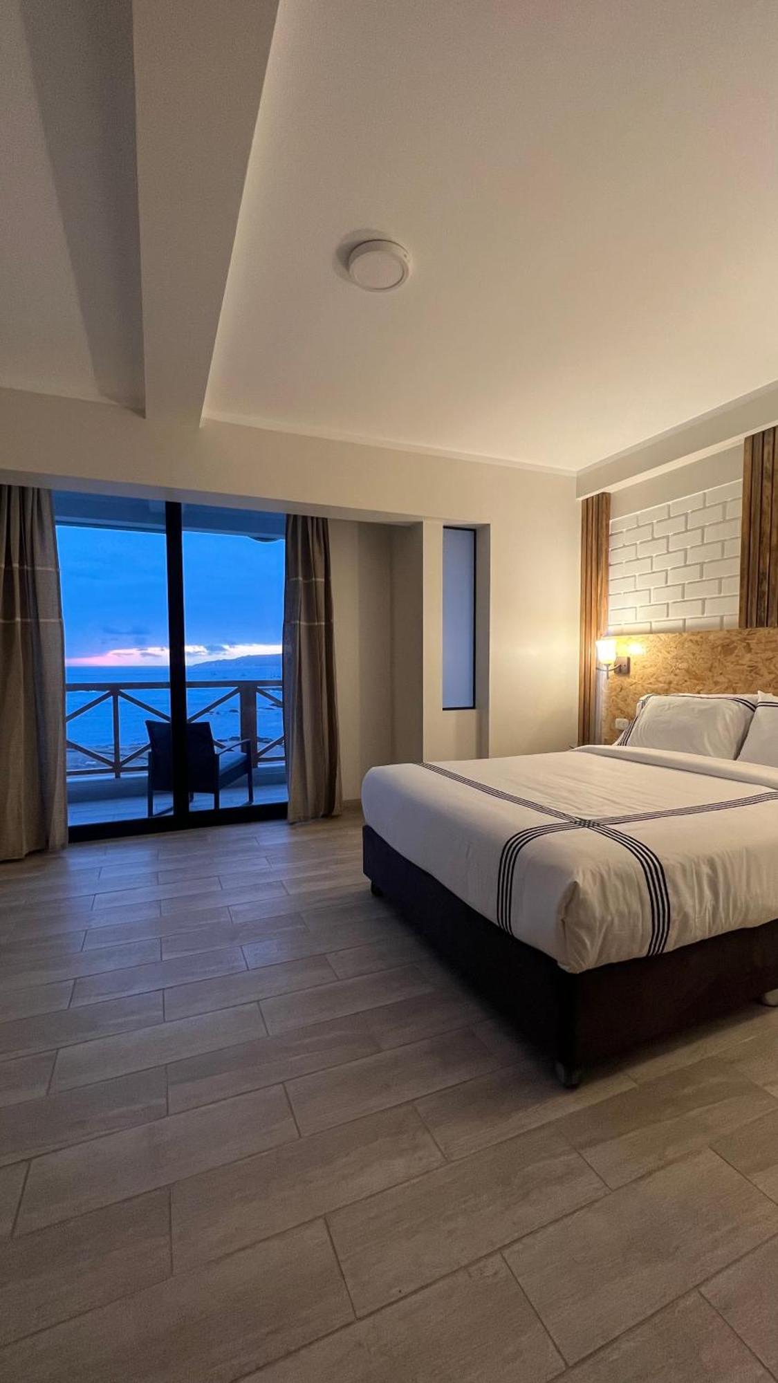 Hotel Aloha Chala Extérieur photo